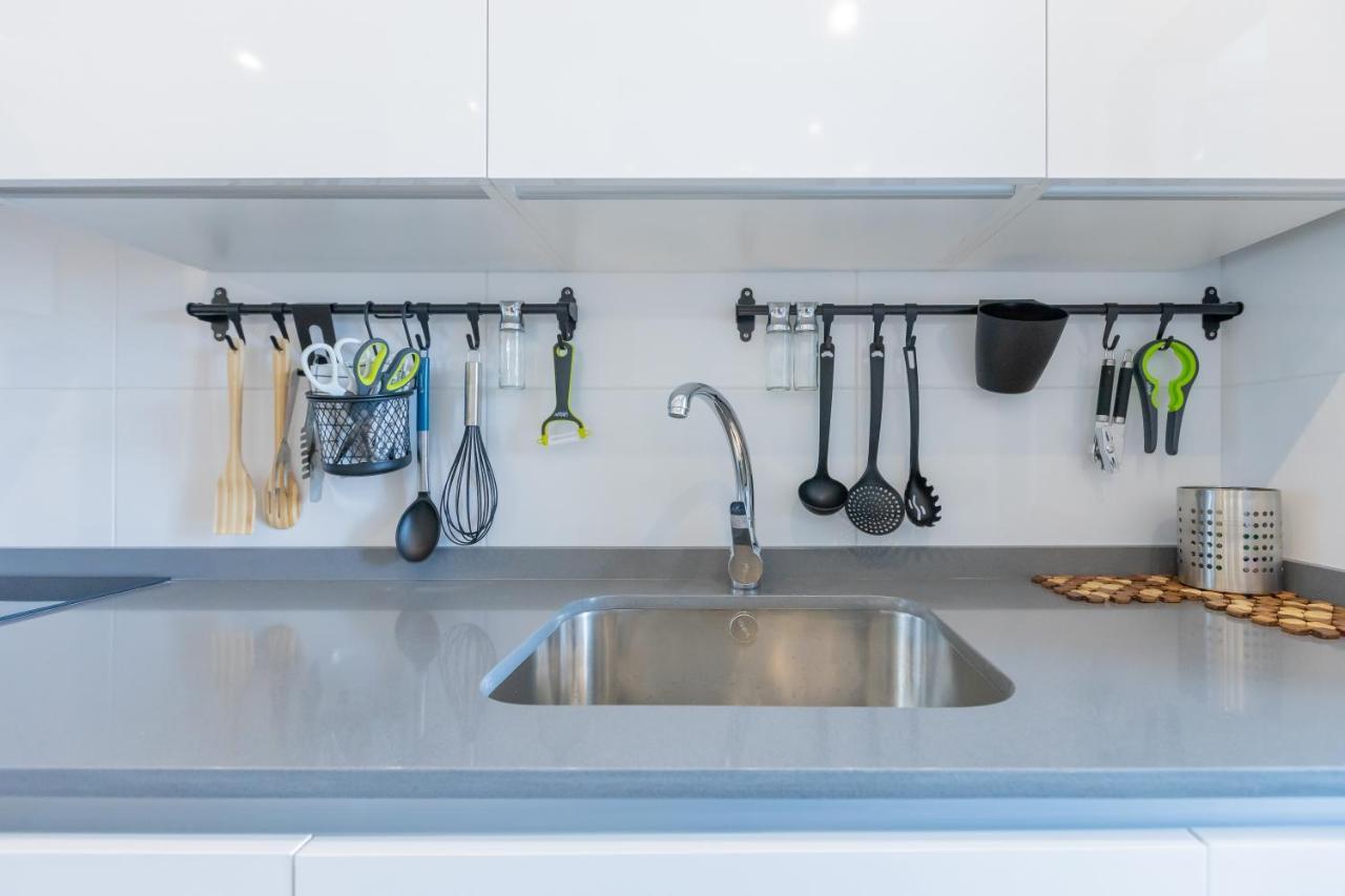 Marbella Luxury Brand New 2-Bedroom Apartment, 3 Min Walk To The Beach! Buitenkant foto