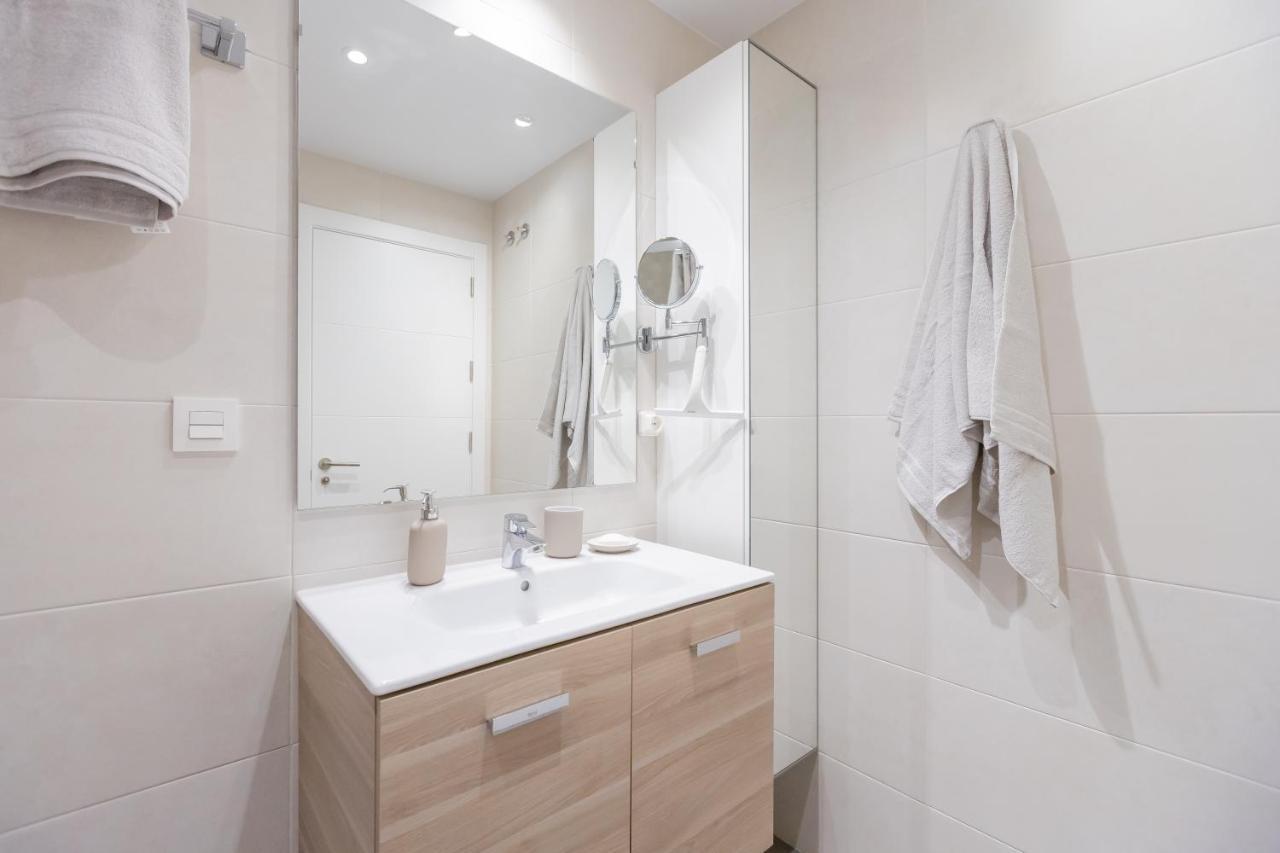 Marbella Luxury Brand New 2-Bedroom Apartment, 3 Min Walk To The Beach! Buitenkant foto