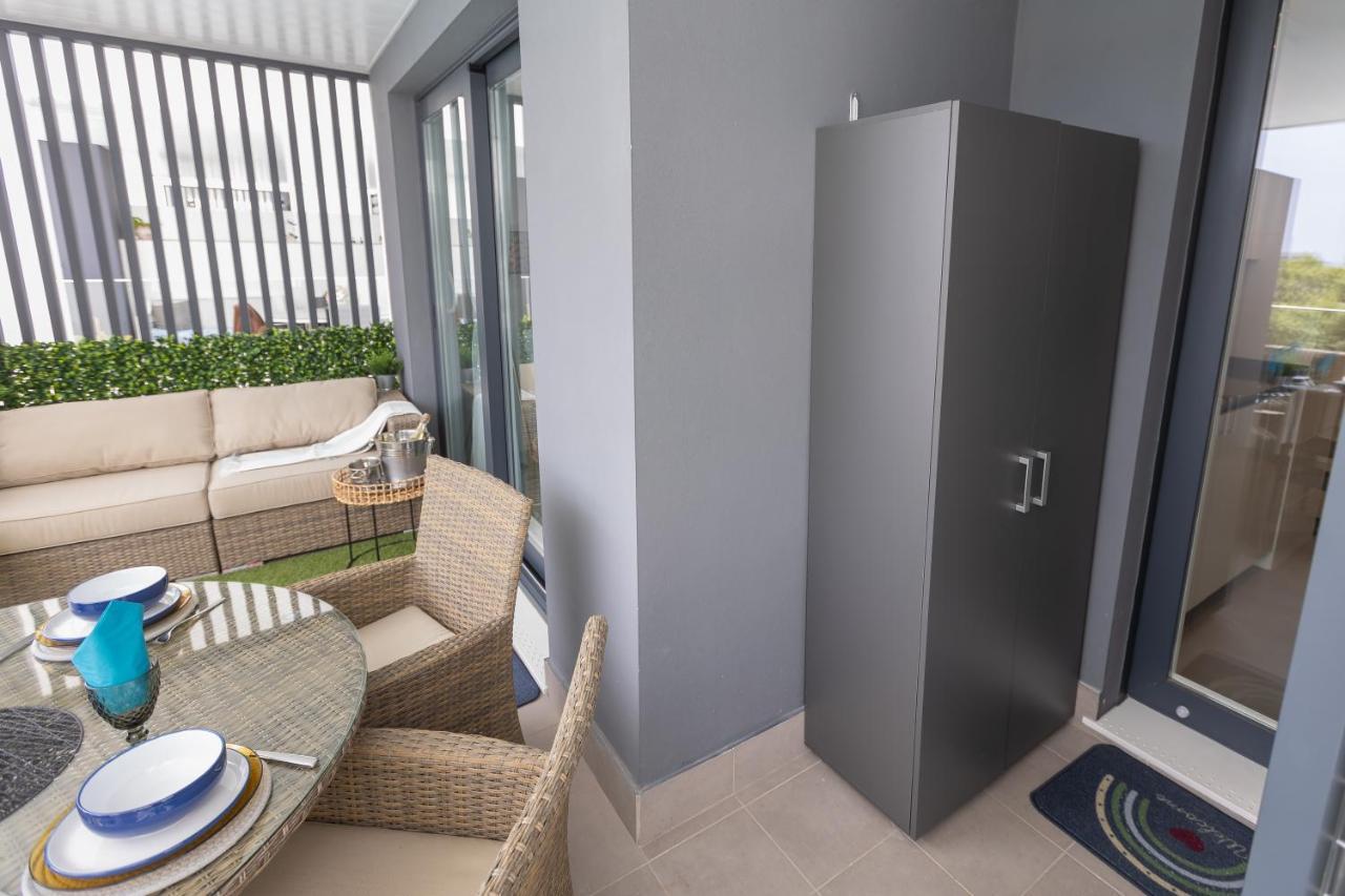 Marbella Luxury Brand New 2-Bedroom Apartment, 3 Min Walk To The Beach! Buitenkant foto