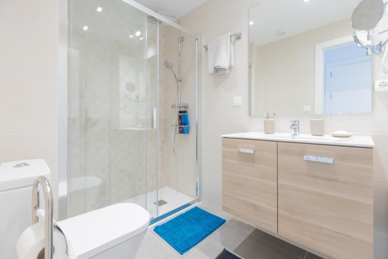 Marbella Luxury Brand New 2-Bedroom Apartment, 3 Min Walk To The Beach! Buitenkant foto